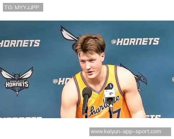 克尼佩尔逆袭登顶新秀榜埃奇库姆紧随其后哈珀强势入围新秀行列 克尼佩尔逆袭登顶新秀榜埃奇库姆紧随其后哈珀强势入围新秀行列